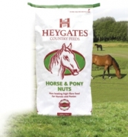Horse and bag